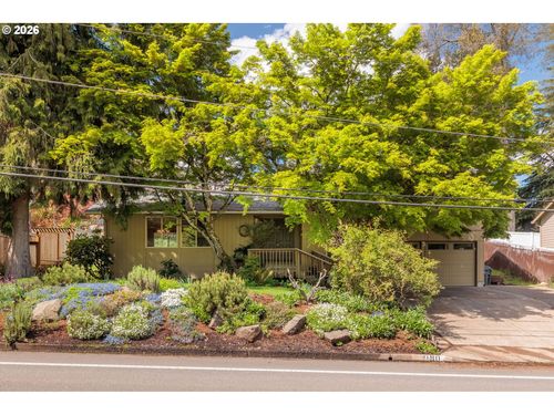 2090 Hawkins Ln, Eugene, OR, 97405 | Card Image