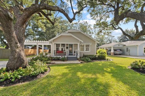 813 Block, Port Neches, TX, 77651 | Card Image