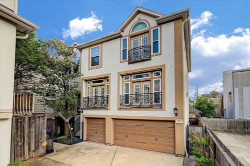 c-5217 Blossom St, Houston, TX, 77007-5370 | Card Image