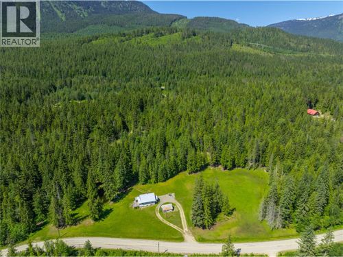 1734 Mount Begbie Rd, Revelstoke, BC, V0E2S0 | Card Image