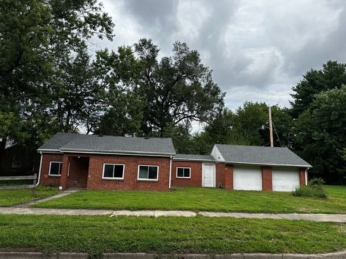 1102 N Mckinley Avenue, Champaign, IL, 61821 | Card Image