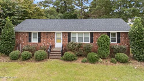 425 S Seventh St, Hookerton, NC, 28538-7192 | Card Image