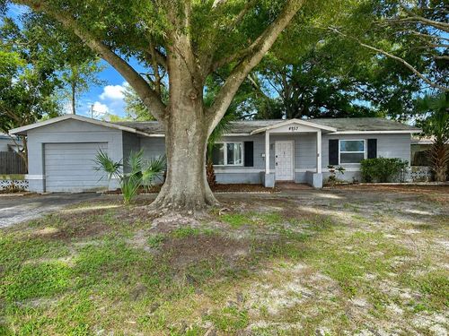 4957 62nd St N, Kenneth City, FL, 33709-3335 | Card Image
