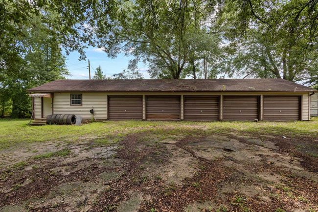 10425 Bussey Rd, House other with 4 bedrooms, 2 bathrooms and null parking in Silsbee TX | Image 35
