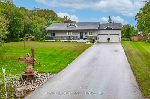 9 Grills Rd, Little Britain, ON, K0M2C0 | Card Image