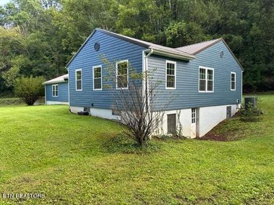 56 Sunny Acres Loop, House other with 3 bedrooms, 2 bathrooms and null parking in Harlan KY | Image 2