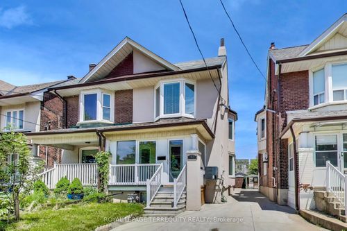 62 Hounslow Heath Rd, Toronto, ON, M6N1G8 | Card Image