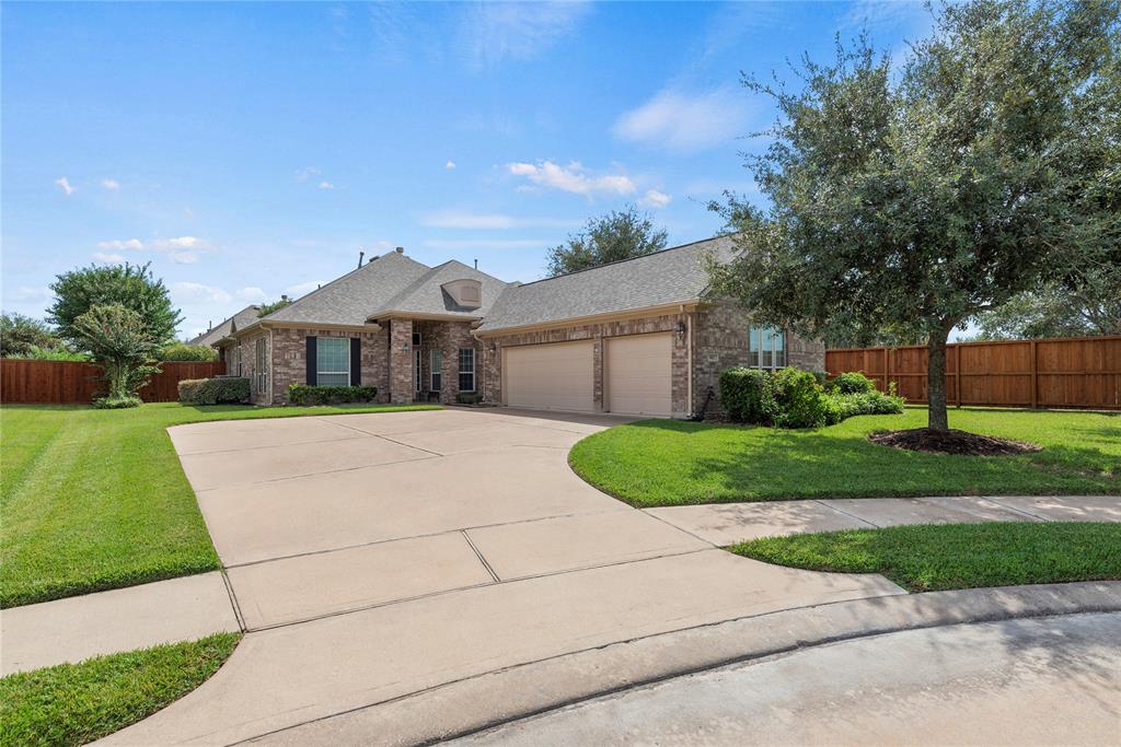 Lake Lewisville Ct, Cypress, TX 77433