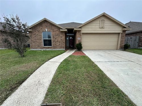 2217 Mangrove Dr, Portland, TX, 78374-1224 | Card Image