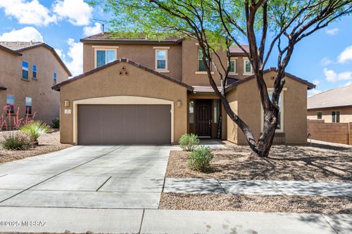 102 E Forrest Feezor St, Vail, AZ, 85641-2798 | Card Image