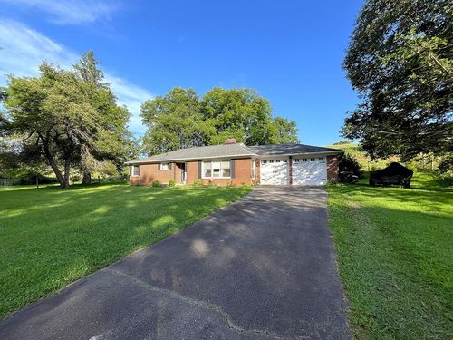 9806 Floyd Pike, Dugspur, VA, 24325-3877 | Card Image