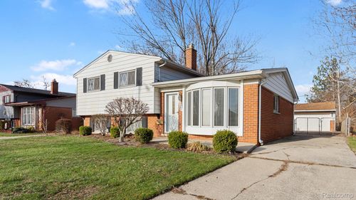 3262 Grange Rd, Trenton, MI, 48183-3471 | Card Image