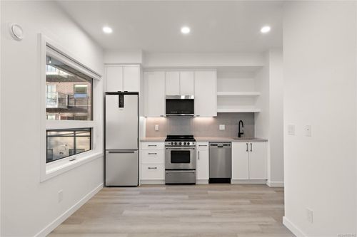 205-1102 Esquimalt Rd, Esquimalt, BC, V9A3N4 | Card Image