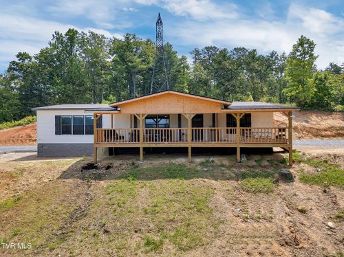 3232 Shelby Way, Hartford, TN, 37753-2444 | Card Image