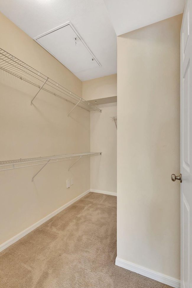 APT-302 - 6510 Emerald Dunes Dr, Condo with 2 bedrooms, 2 bathrooms and null parking in West Palm Beach FL | Image 27