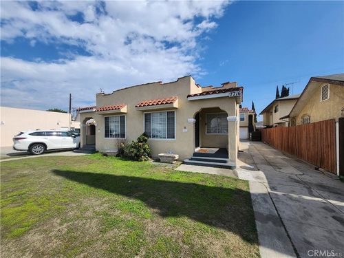 7716 California Ave, Huntington Park, CA, 90255-6468 | Card Image