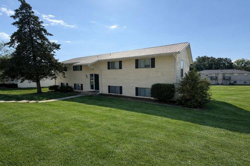 a-7305 N Moberly Dr, COLUMBIA, MO, 65202-8465 | Card Image