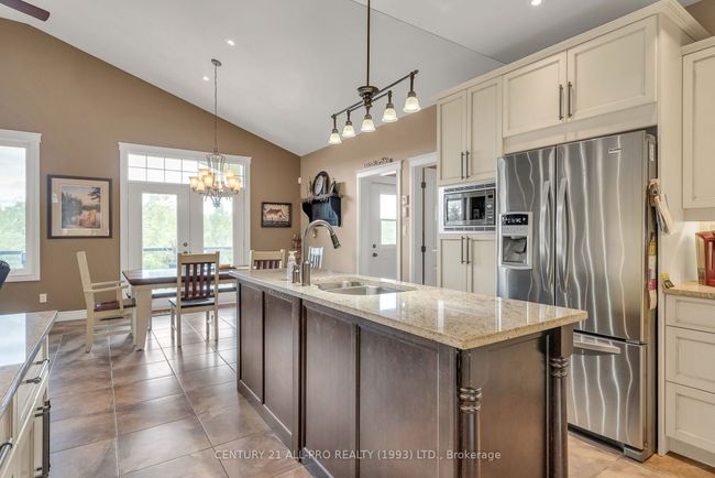 2300 Victoria Rd, House other with 4 bedrooms, 4 bathrooms and 10 parking in Carrying Place ON | Image 15