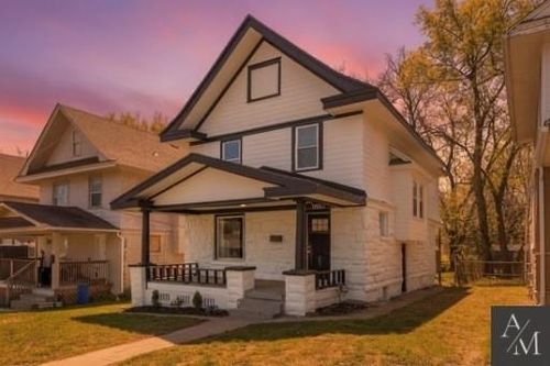 1607 E 37th St, Kansas City, MO, 64109-2741 | Card Image