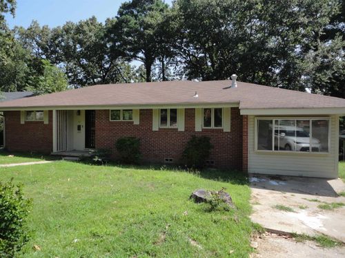 66 Lakeshore Dr, Little Rock, AR, 72204-4861 | Card Image