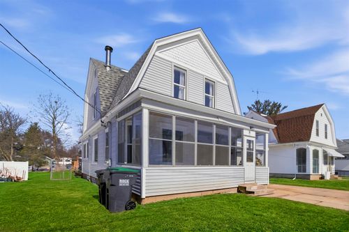 736 Ansley Ave, Milton, WI, 53563-1104 | Card Image