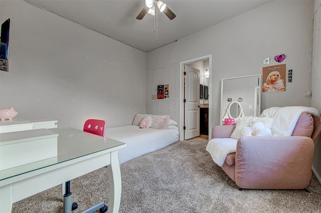 Private Retreat: Bedroom with Attached Bathroom, Offering Comfort and Convenience in Your Own Personal Space | Image 23