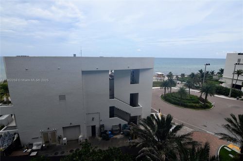 403-4111 S Ocean Dr, Hollywood, FL, 33019-3055 | Card Image