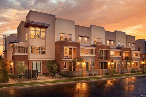 7058 Oregon St, Buena Park, CA, 90621-3624 | Card Image