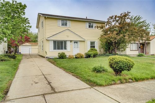 4332 W 156th St, Cleveland, OH, 44135-1324 | Card Image