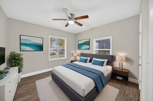 3231 E Townsend Ave, Fresno, CA, 93702-4158 | Card Image