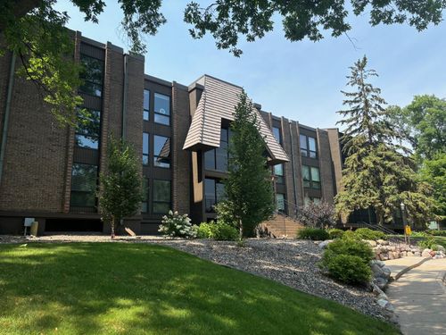 201-6075 Lincoln Dr, Edina, MN, 55436-1649 | Card Image
