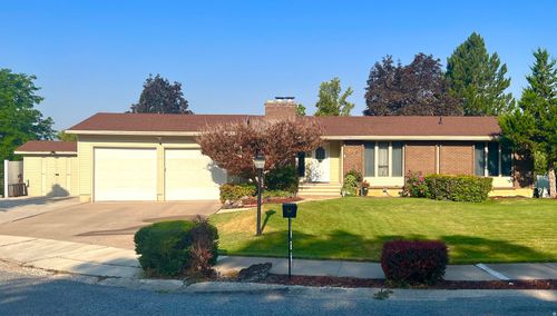 2027 1400, North Logan, UT, 84341-2045 | Card Image