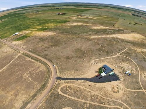 8 Timberlake Ct, Byers, CO, 80103-9832 | Card Image