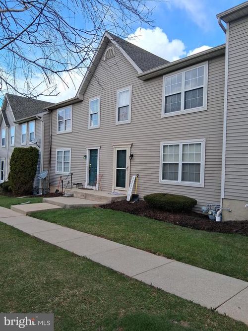 17 Cranberry Rdg, READING, PA, 19606 | Card Image