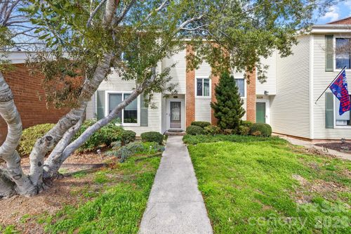 8330 Ramath Dr, Charlotte, NC, 28211-5696 | Card Image