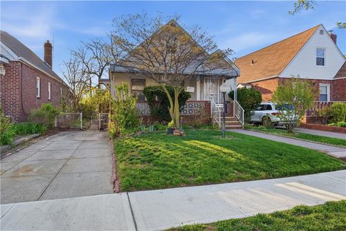 118-34 234th Street, Cambria Heights, NY, 11411 | Card Image