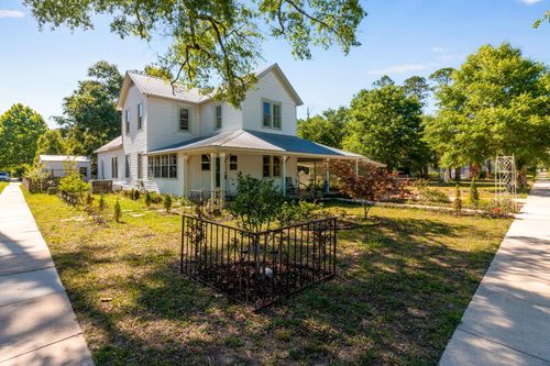 418 S 11th St, DeFuniak Springs, FL, 32435-2668 | Card Image