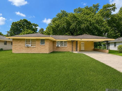 391 Fernwood Dr, Baton Rouge, LA, 70806-3120 | Card Image