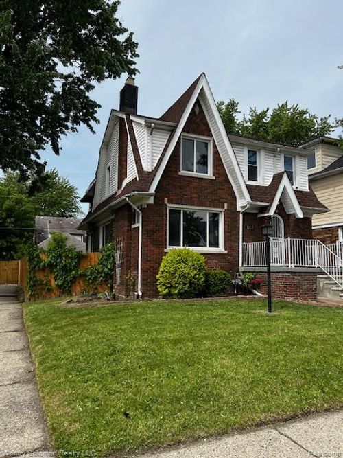 5203 Devonshire Rd, Detroit, MI, 48224-3232 | Card Image
