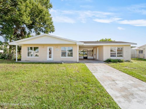 2337 Lakeview Dr, Melbourne, FL, 32935-3177 | Card Image