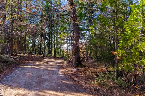 1 Stagecoach Dr, Oak Run, CA, 96069 | Card Image
