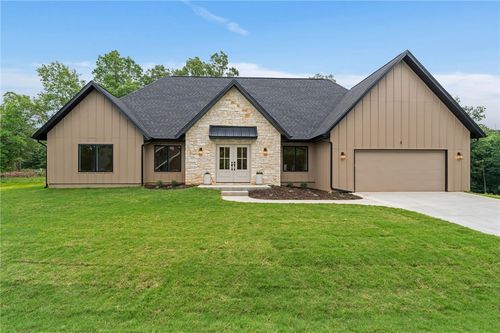 3 Aberdeen Dr, Bella Vista, AR, 72715-3904 | Card Image