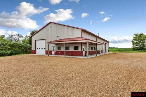 60451 211th St, Eagle Lake, MN, 56024-4418 | Card Image