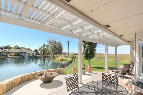 9001 W Duck Lake Dr, Garden City, ID, 83714-1835 | Card Image