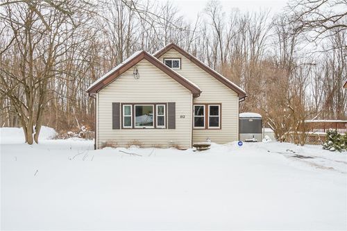 102 Elmore Dr, Rochester, NY, 14606-3430 | Card Image