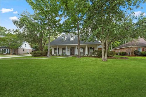 2150 Hampshire Dr, Slidell, LA, 70461-5065 | Card Image
