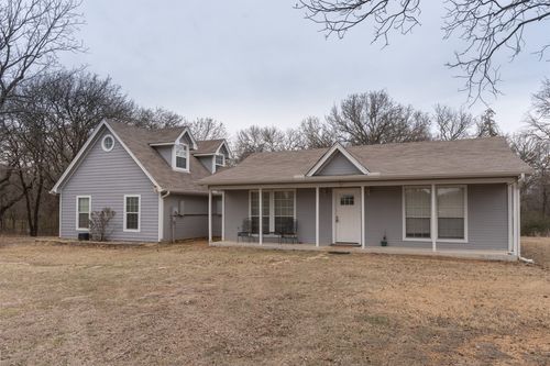 4013 Black Oak Dr, Cleburne, TX, 76031-0198 | Card Image