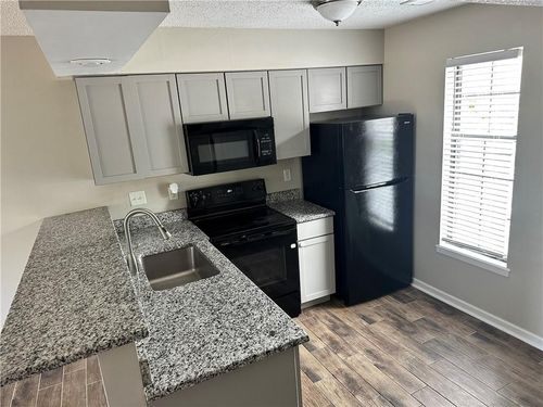 a-725 Sw Liggett Rd, Blue Springs, MO, 64015-6256 | Card Image