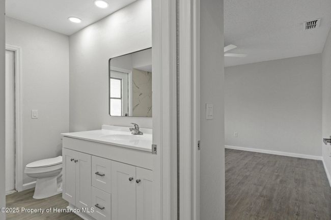 2152 Danforth Rd, House other with 3 bedrooms, 2 bathrooms and null parking in SPRING HILL FL | Image 34