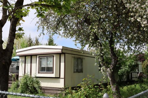 7515 Gladstone Ave, White City, OR, 97503-1720 | Card Image